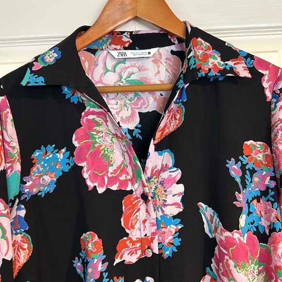Zara Floral Button Up Blouse - Picture 2 of 5